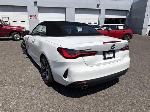 Alpine White 2022 BMW 430 i xDrive