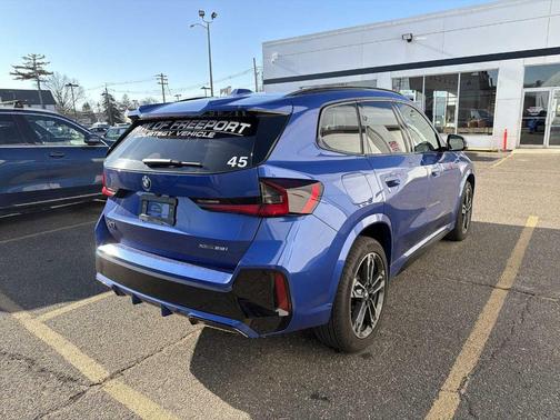 2025 BMW X1 xDrive28i