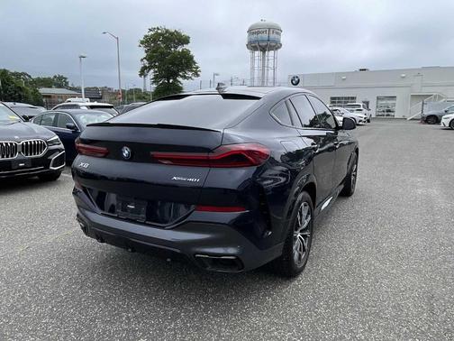 2022 BMW X6 xDrive40i