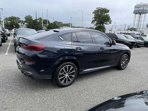 2022 BMW X6 xDrive40i