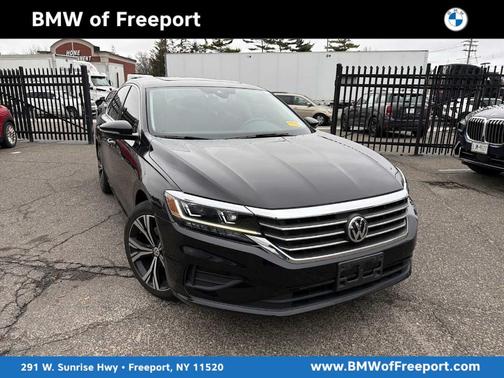 Deep Black Pearl Effect 2022 Volkswagen Passat 2.0T SE