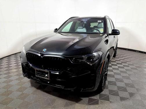Black Sapphire Metallic 2024 BMW X5 xDrive40i