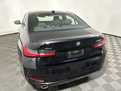 2025 BMW 330 i xDrive