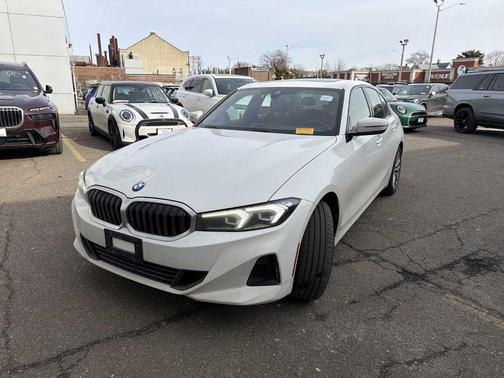 2023 BMW 330 i xDrive