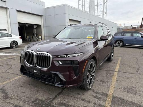 2023 BMW X7 xDrive40i
