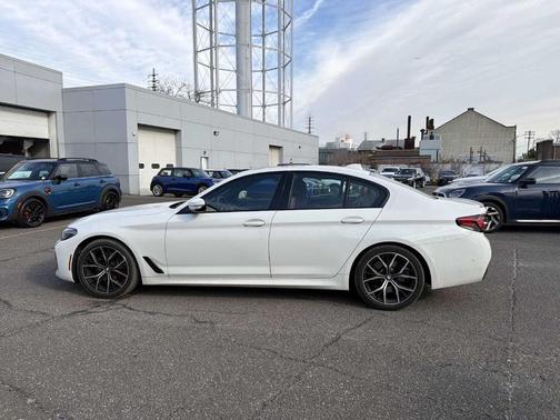 2023 BMW 530 i xDrive