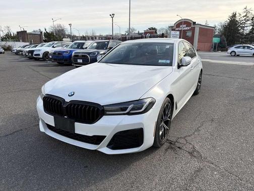 2023 BMW 530 i xDrive