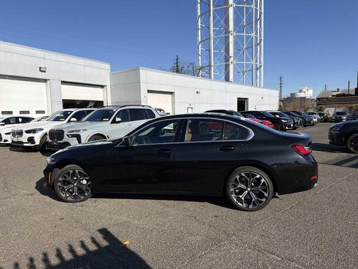 2025 BMW 330 i xDrive