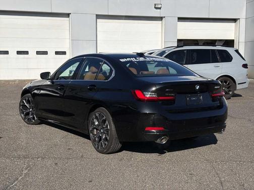 2025 BMW 330 i xDrive