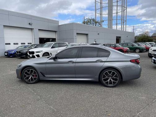 2023 BMW 540 i xDrive