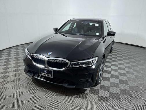 2022 BMW 330 i xDrive