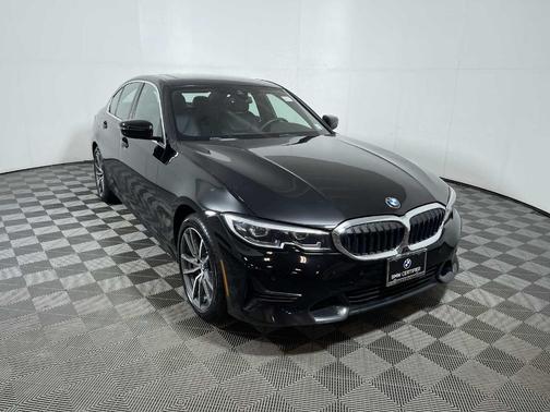 2022 BMW 330 i xDrive