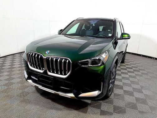 San Remo Green Metallic 2025 BMW X1 xDrive28i