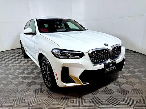 2024 BMW X4 xDrive30i