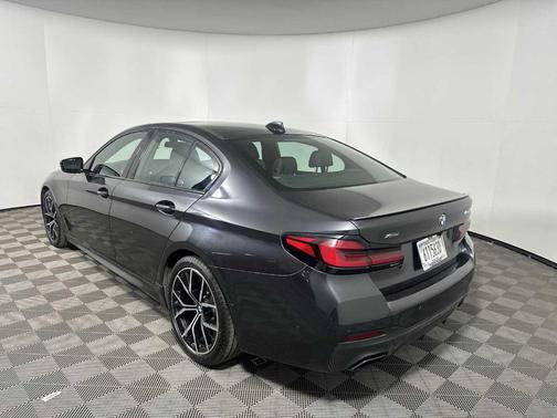 Dark Graphite Metallic 2023 BMW 540 i xDrive