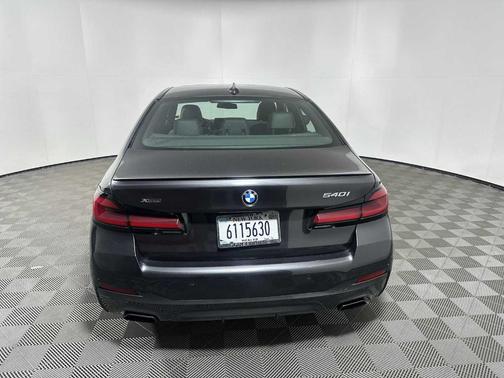 Dark Graphite Metallic 2023 BMW 540 i xDrive