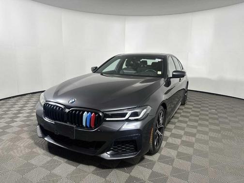 Dark Graphite Metallic 2023 BMW 540 i xDrive