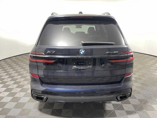 2026 BMW X7 xDrive40i