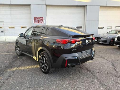 2025 BMW X2 xDrive28i