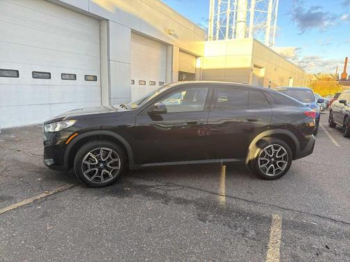 2025 BMW X2 xDrive28i