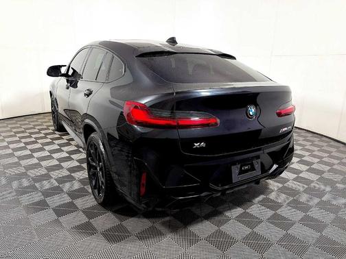 Black Sapphire Metallic 2024 BMW X4 M40i