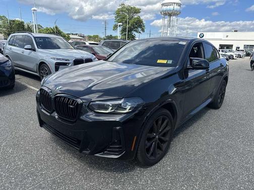 Black Sapphire Metallic 2024 BMW X4 M40i