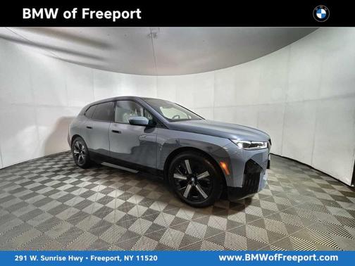 2023 BMW iX M60