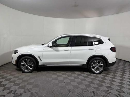 Alpine White 2024 BMW X3 xDrive30i