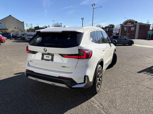 2023 BMW X1 xDrive28i