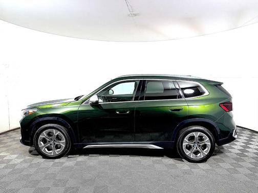 San Remo Green Metallic 2024 BMW X1 xDrive28i