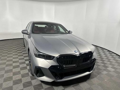 2026 BMW i5 xDrive40