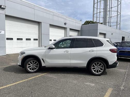 2023 BMW X5 xDrive40i