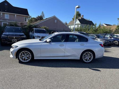 2025 BMW 330 i xDrive