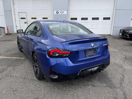 2024 BMW 230 i xDrive
