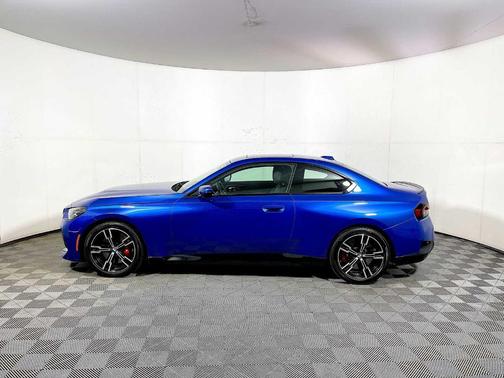 2024 BMW 230 i xDrive