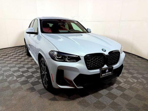 Gray Metallic 2024 BMW X4 xDrive30i