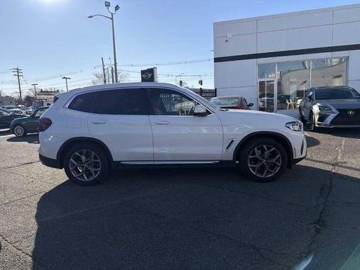2022 BMW X3 xDrive30i