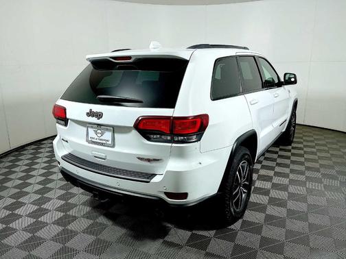 2021 Jeep Grand Cherokee Trailhawk