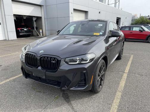 2025 BMW X4 M40i