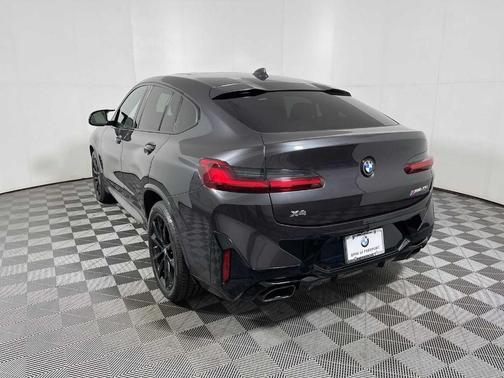 2025 BMW X4 M40i