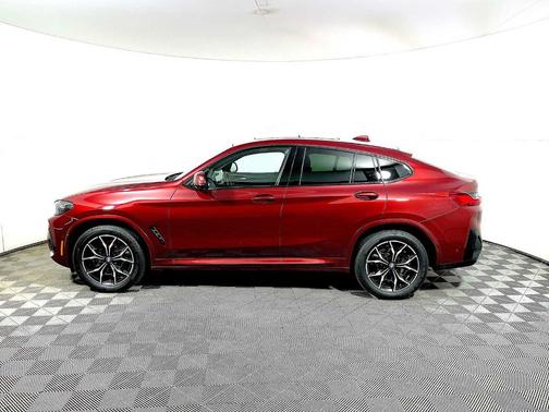 2024 BMW X4 xDrive30i