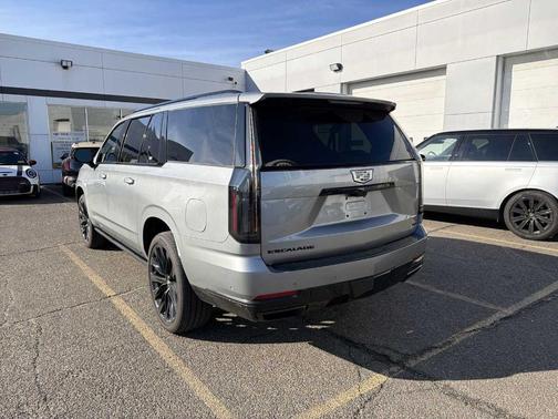 2025 Cadillac Escalade ESV Sport Platinum