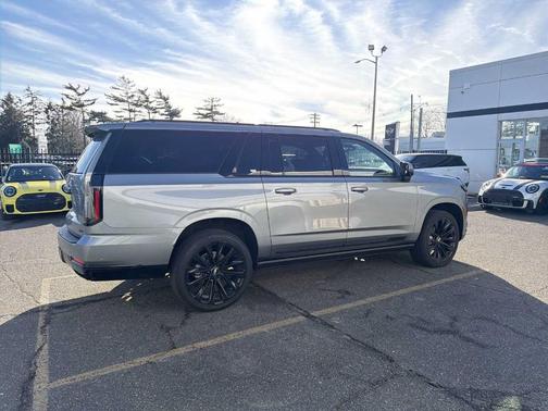 2025 Cadillac Escalade ESV Sport Platinum