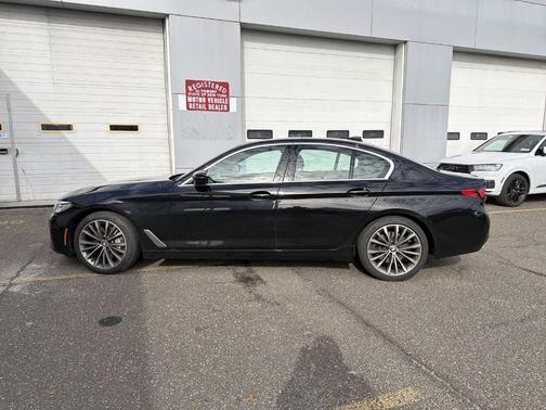 2023 BMW 530 i xDrive