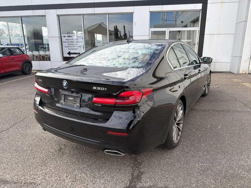 2023 BMW 530 i xDrive