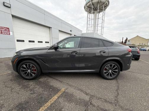 2026 BMW X6 xDrive40i