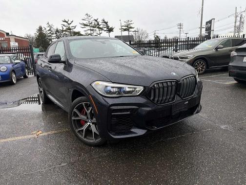 2023 BMW X6 xDrive40i