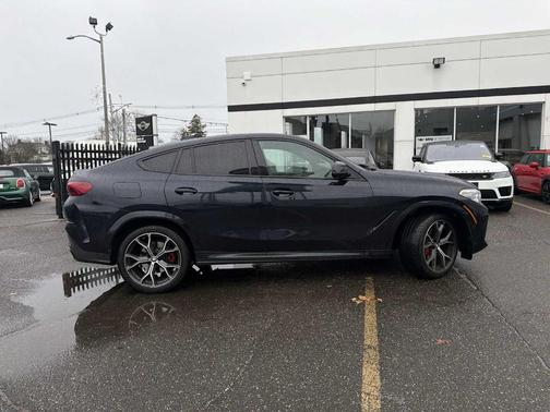 2023 BMW X6 xDrive40i