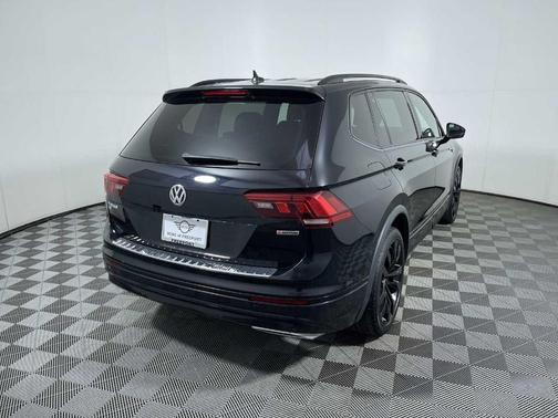 2021 Volkswagen Tiguan 2.0T SE R-Line Black