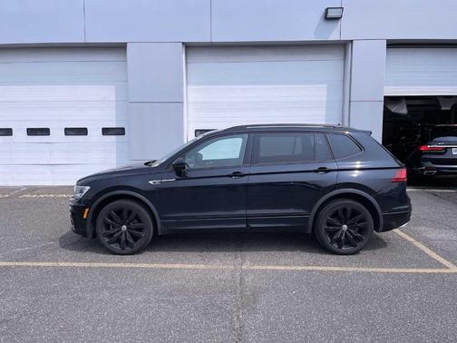 2021 Volkswagen Tiguan 2.0T SE R-Line Black